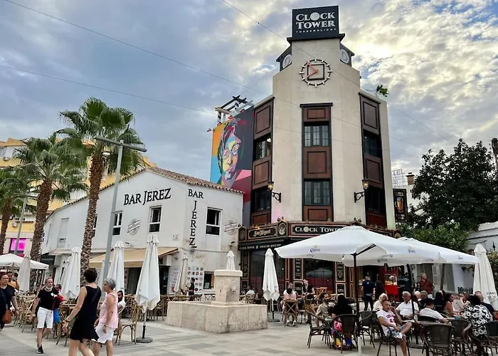 Lägenhet Modern 3-bed In Heart Of Torremolinos