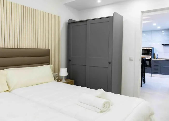 Lägenhet Modern 3-bed In Heart Of Torremolinos