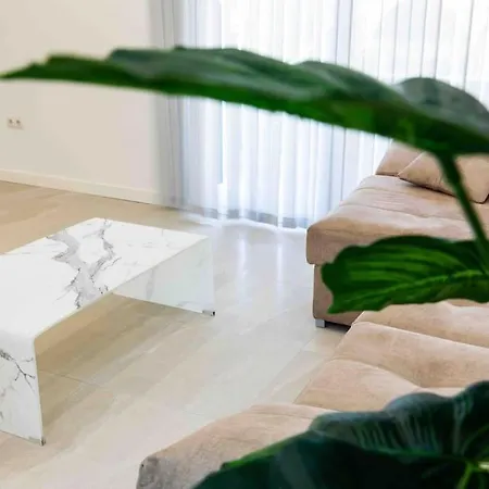 Apartmán Modern 3-bed In Heart Of Torremolinos